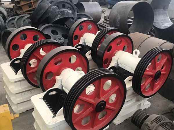 福建美斯達重錘破碎機設計案例