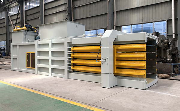 專業礦泉水瓶打包機